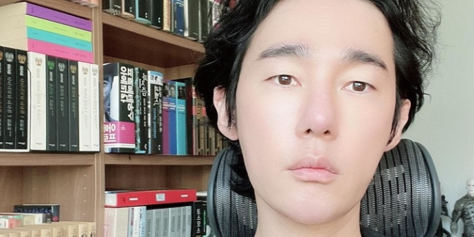 “아들 손이 친구 뺨에 맞았다는 가해자 부모” 허지웅, 황당 입장문에 일침