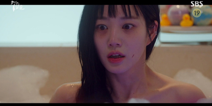 ‘7인의 탈출’ 이유비, 한계 없는 ‘악랄 케미 폭발’