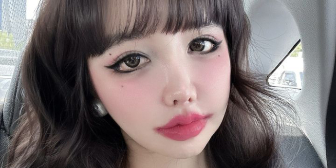‘필터 안써요’ 박봄, 섹시美 바비 인형 미모 뽐내