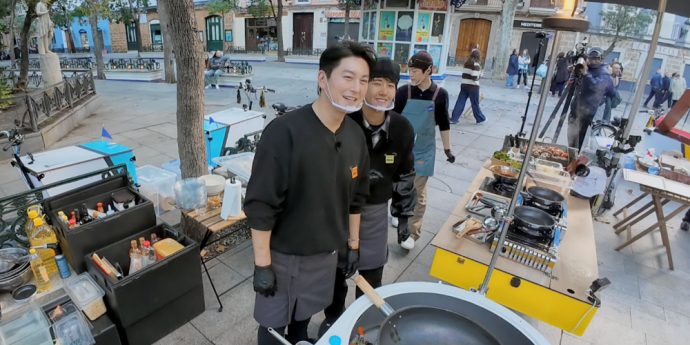 ‘길바닥 밥장사’ 파브리 합류