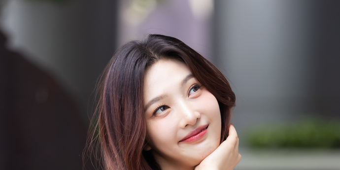 레드벨벳 조이 '거울아거울아, 세상에서 누가 제일 예쁘니' [포토]