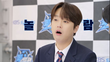 ‘뽈룬티어’ 이찬원, 후배 포스에 입 떡!