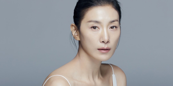 김서형, 미스틱스토리 行