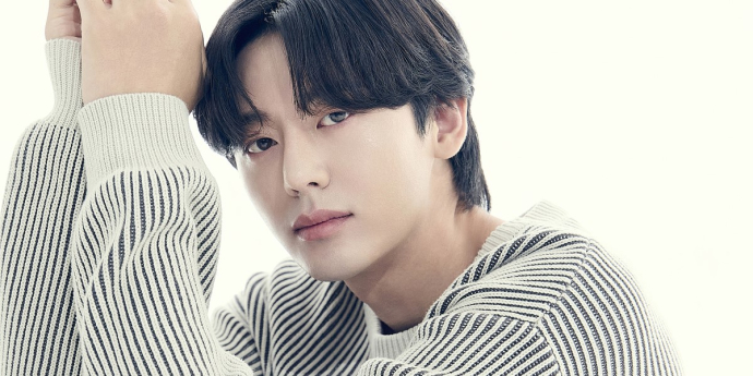 이지훈, “밋밋한 얼굴 도움 돼... 선악 연기 가능” [화보]
