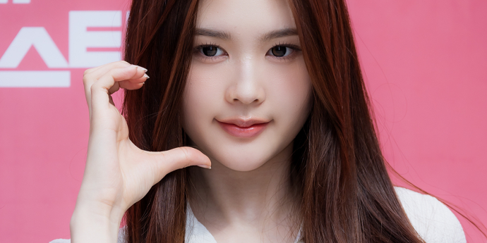 하츠투하츠 에이나 '얼굴형이 예술' [포토]