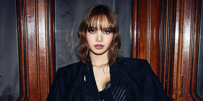 리사, ♥LVMH CEO와 이태리 데이트 포착