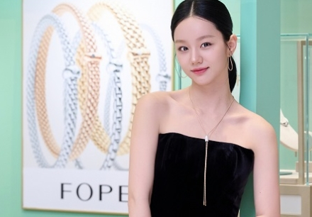 포페, 롯데백화점 에비뉴엘 월드타워점 오픈... 혜리, 오프닝 이벤트 참석